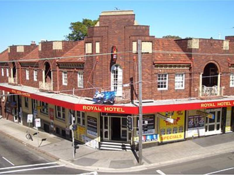 Carlton