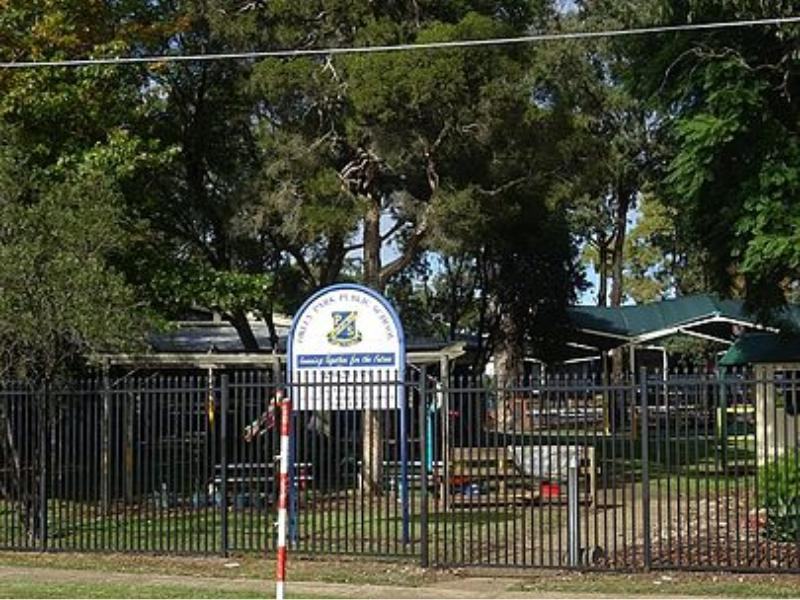 Oxley Park