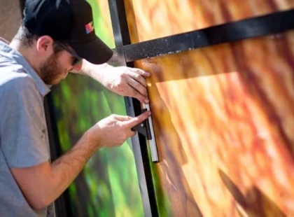WINDOW GRAPHICS