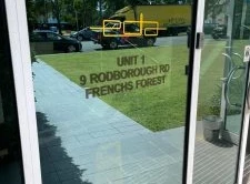 CUT OUT VINYL DOOR SIGN