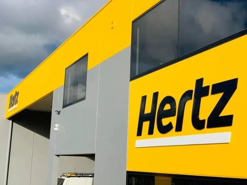Hertz exterior branding